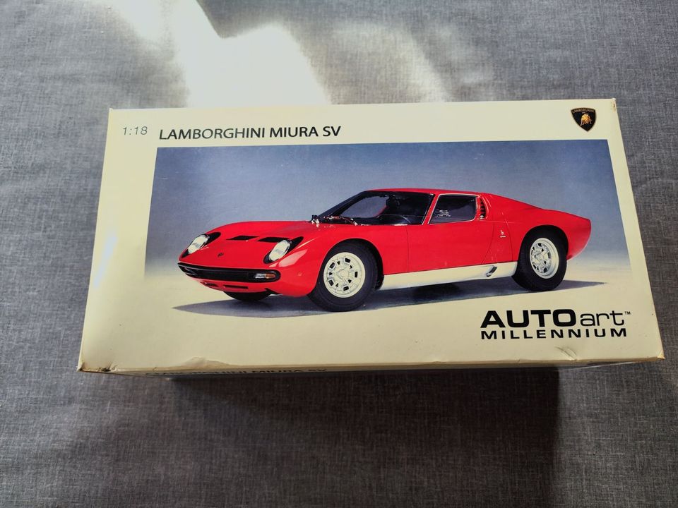 Lamborghini Miura SV Rot AutoArt Millennium 1/18 Diecast in Hausen ob Verena