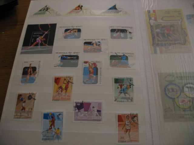 Briefmarkensammlung Sportmarken im Album in Konstanz