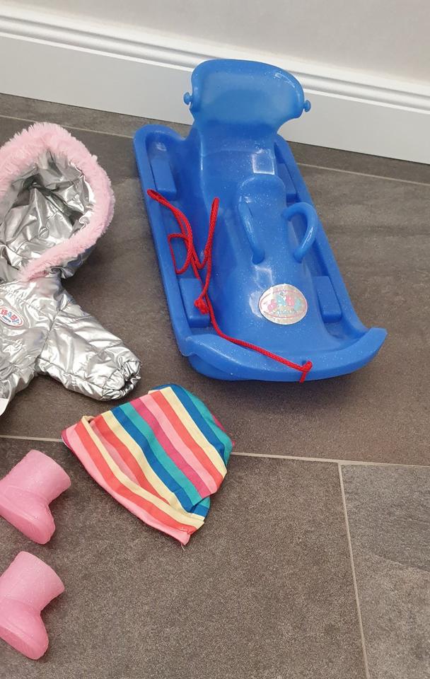 BABY BORN Puppenkleidung verschiedene Sets, Preis auf Anfrage in Dörpen