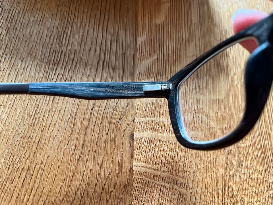 Einstoffen Brille Holzbrille Wallnuss Brillengestell mit Stärke in Sachsenheim
