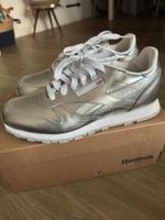 Reebok Classic Leather in silber/metallic, Größe 37 *TOP&NEU* München - Bogenhausen Vorschau
