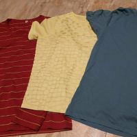 Diverse T-Shirts S-M 36-38 Paket Nordrhein-Westfalen - Düren Vorschau