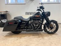 Harley Davidson Road King 114 Fob+Key Street Black Line wenig KM Brandenburg - Spremberg Vorschau