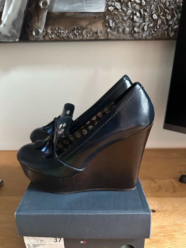 Tommy Hilfiger Plateau, Pumps, Leder Gr 37 in Hannover