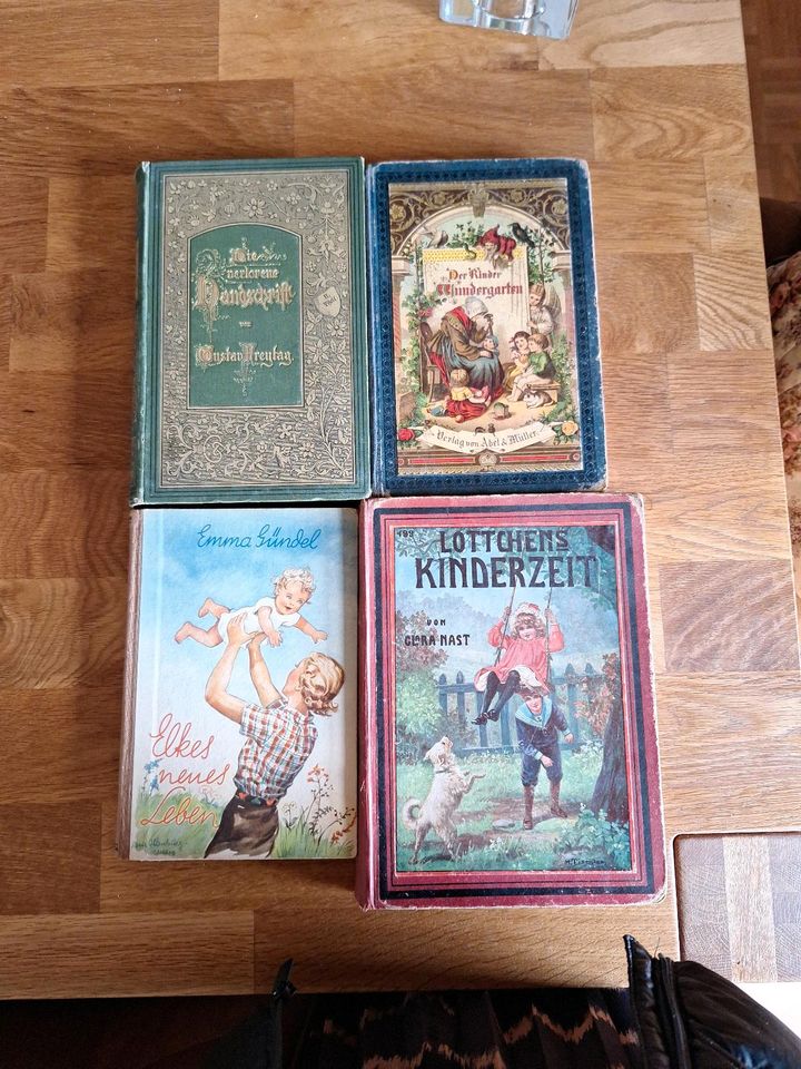 Konvolut 4 alte Bücher in Lübeck