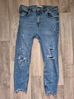 Jeans Hose Zara Gr. 42 blau destroyed Denim cropped Skinny Slim Rostock - Hansaviertel Vorschau