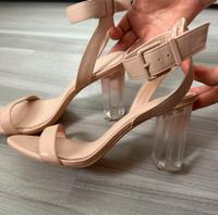 Sandalen mit breitem Absatz Berlin - Mitte Vorschau