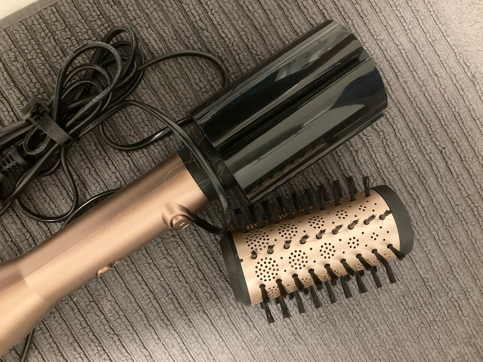 BaByliss Big Hair dual rotierende Warmlufbürste in Neuss