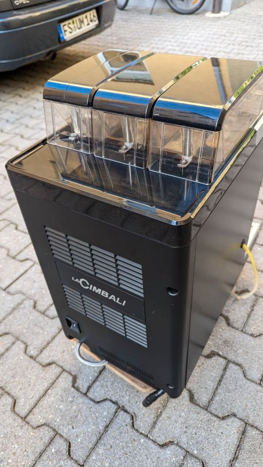 La Cimbali Q10 Kaffeevollautomat Kaffeemaschine in München