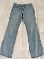 Stradivarius Jeans Straight leg Größe 36 Nordrhein-Westfalen - Oelde Vorschau