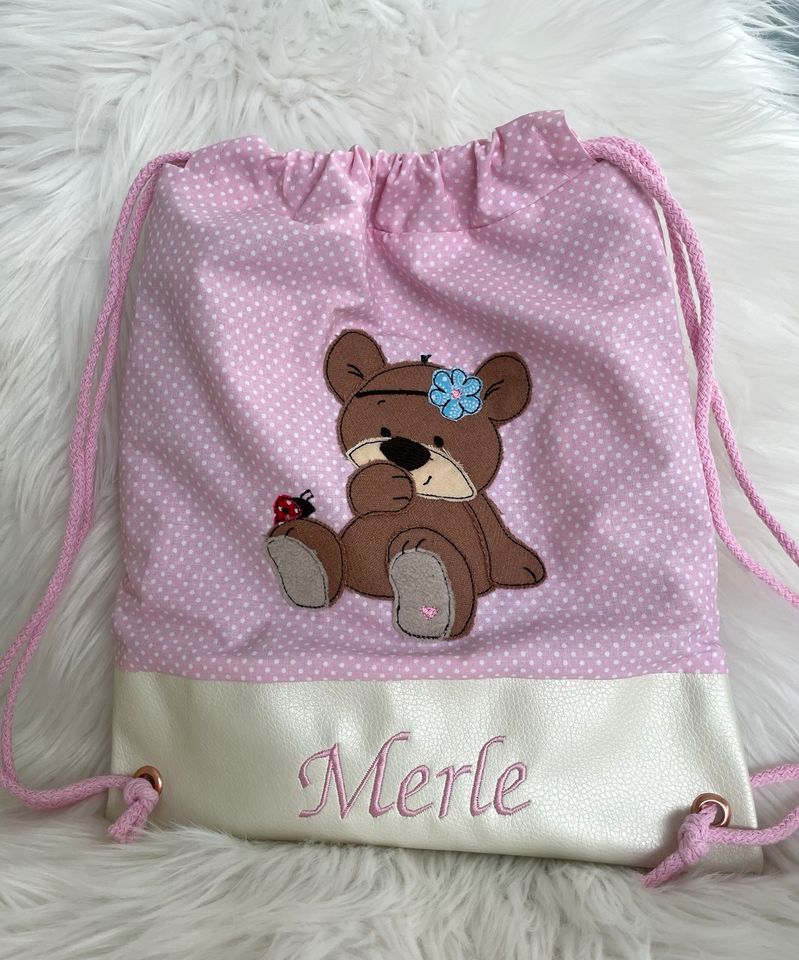 Turnbeutel, Rucksack. Kindergartentasche, handmade mit Namen in Hohnhorst