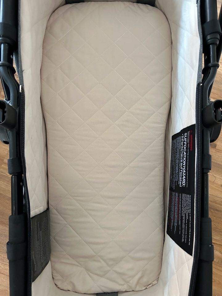 Bugaboo Buffalo Classic Grey Melange in Quickborn