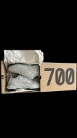 YEEZY Boost 700 V1 Salt - Neu Ungetragen Bochum - Bochum-Wattenscheid Vorschau