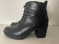 Stiefeletten/ Schuhe Marco Tozzi Größe 39 Nordrhein-Westfalen - Rees Vorschau