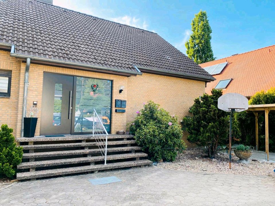 Ein- bis Zweifamilienhaus in verkehrsberuhigter Reihenendlage in Celle