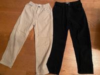 Jungen Cordhose 2 Stück von Zara, Gr. 152, beige und schwarz Stuttgart - Weilimdorf Vorschau