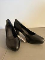 Tamaris Pumps NEU Gr. 37 schwarz Bayern - Hof (Saale) Vorschau