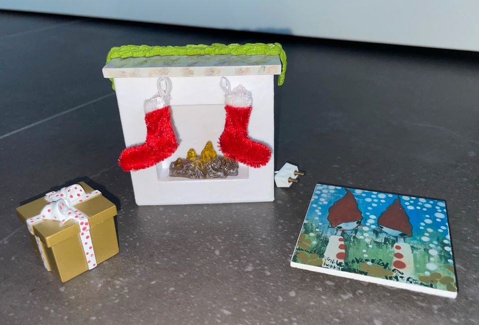 LUNDBY Möbel für Puppenhaus Kamin Ofen Weihnachten Dekoration in Großpösna