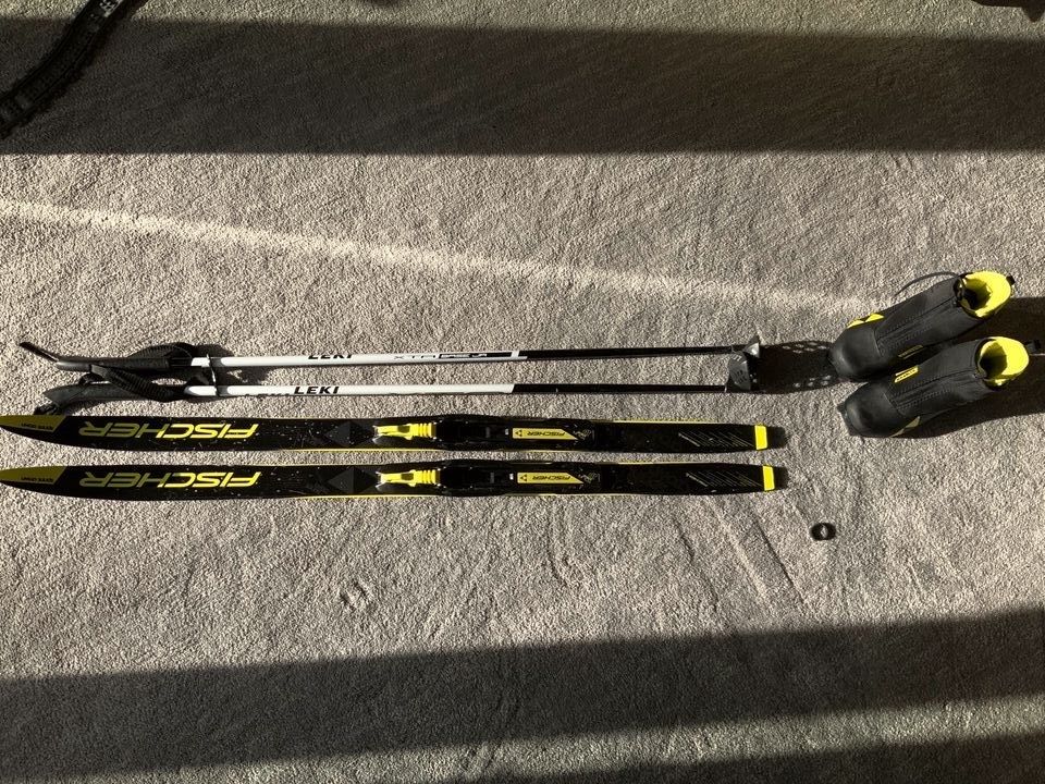 TOP Kinder Langlaufset 8-10 Jahre (Schuhe 36, 110cm Ski, Stöcke) in Freiburg im Breisgau