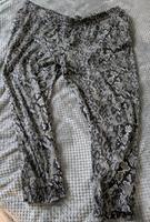 Schöne Damenhose mit Schlangenmuster Hessen - Kirchhain Vorschau
