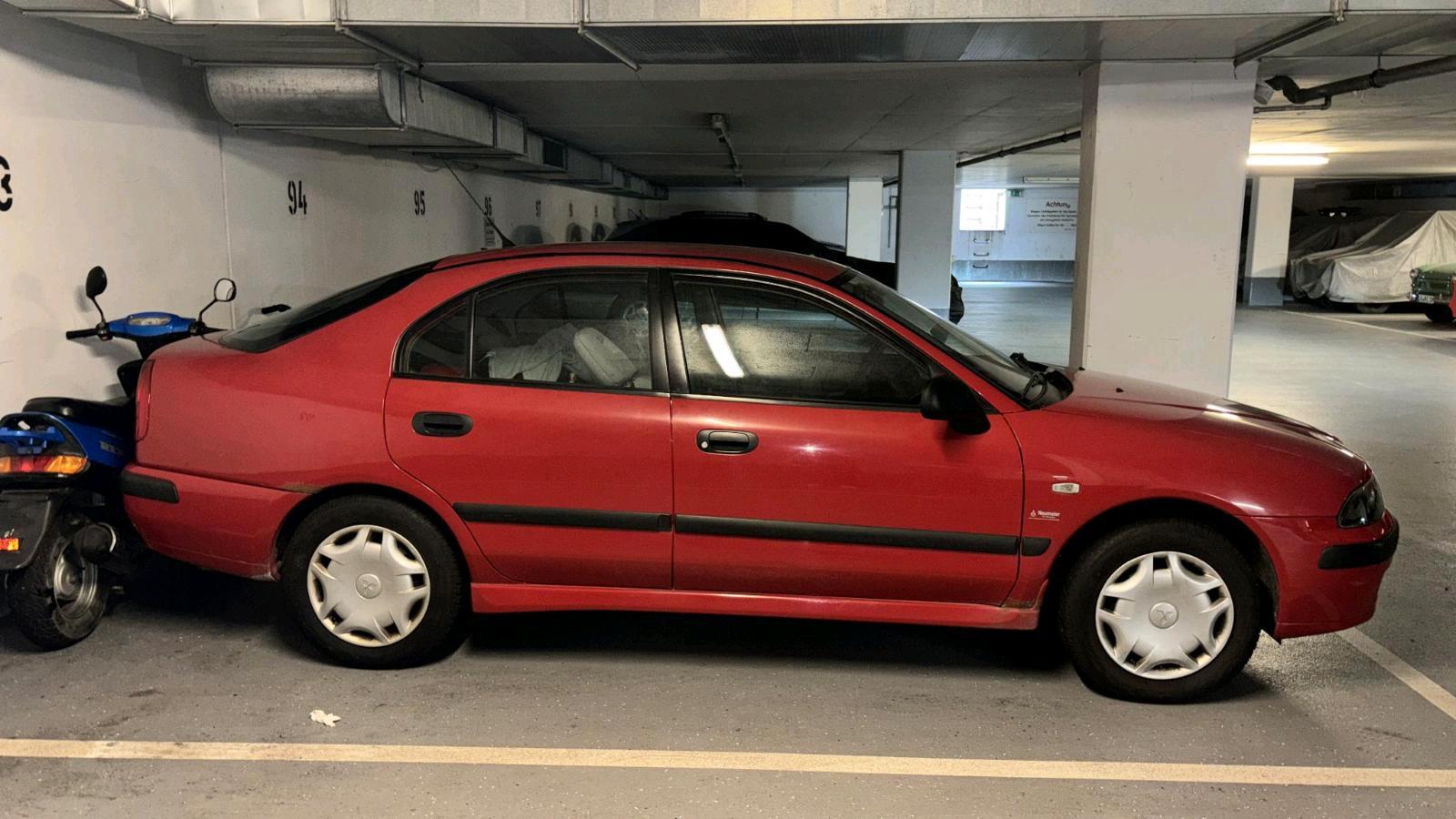 Abbildung des Autos Misubishi Carisma