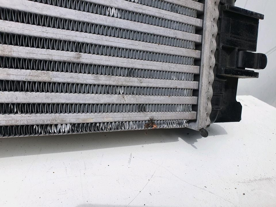 Opel Meriva B Ladeluftkühler 13337687 Benzin LPG intercooler Kühl in Niederkassel