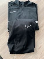 Nike Trainingsoutfit, Trainingsanzug (Nike Hose und Pullover) Baden-Württemberg - Remchingen Vorschau