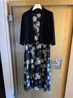 Wunderschönes Abendkleid in Größe 46 mit Jacke Niedersachsen - Oldenburg Vorschau