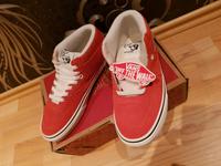 Vans Damensneaker, rot, Gr. 38, modisch, aktuell, NEU! Rheinland-Pfalz - Wittlich Vorschau