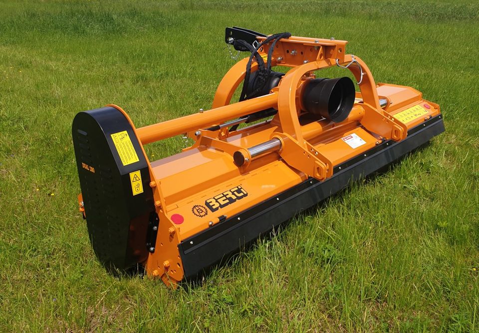 Berti Mulchgerät DUAL 280 Mulcher Schlegelmulcher schwer in Reiskirchen