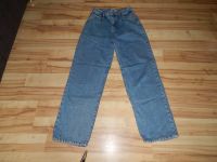 NA-KD Reborn weite Jeans Hose Jeanshose Gr. 32 Top Zustand Nordrhein-Westfalen - Lotte Vorschau