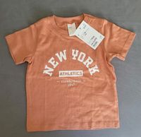 T-Shirt von H&M, neu mit Etikett, Größe 74, New York Niedersachsen - Katlenburg-Lindau Vorschau