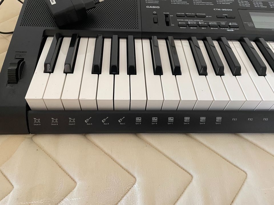 Casio Klavier  CTK 3500 in Singen