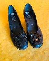 Damenschuhe Pumps Gabor Größe 38,5 Hessen - Rodgau Vorschau