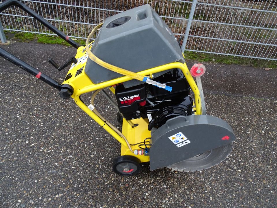 WACKER NEUSON BFS 1350 benzinbetriebener Fugenschneider Ø 500 mm in Gengenbach