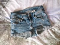 H&M destroyed jeans hotpants gr 34/36 Niedersachsen - Worpswede Vorschau