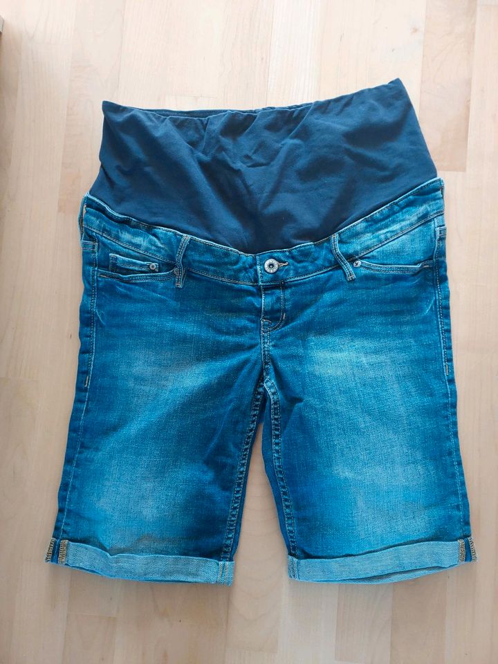 Jeans Umstandsshorts H&M 40 - 42 in Regensburg