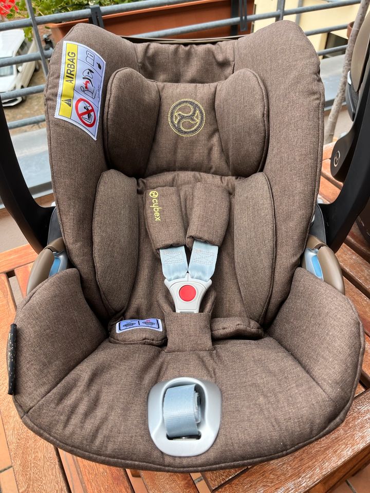 1x Babyschale Cybex Platinum / Autositz in Strausberg