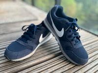 Nike MD Runner 2 Sneaker Größe 40 Berlin - Wilmersdorf Vorschau