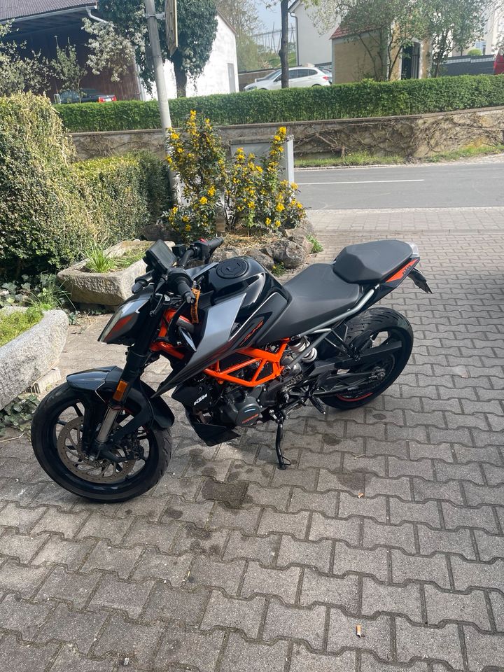 Ktm duke 125 in Kirchdorf