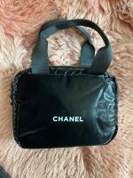 Kosmetik Tasche Chanel VIP schwarz glänzend NEU Bayern - Landshut Vorschau