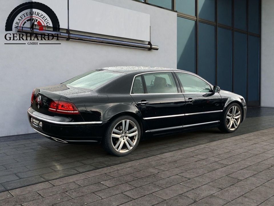 Volkswagen PHAETON V6 TDI Lang *NAVI*LEDER*5-Sitz.*Autom.* in Gelnhausen