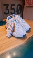 Yeezy 700 Analog US 5.5 Bayern - Vöhringen Vorschau
