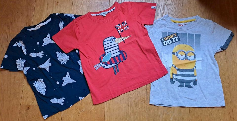 T Shirts 110 Lilly + Sid maritim H&M Raumfahrt + Minion in Kiel