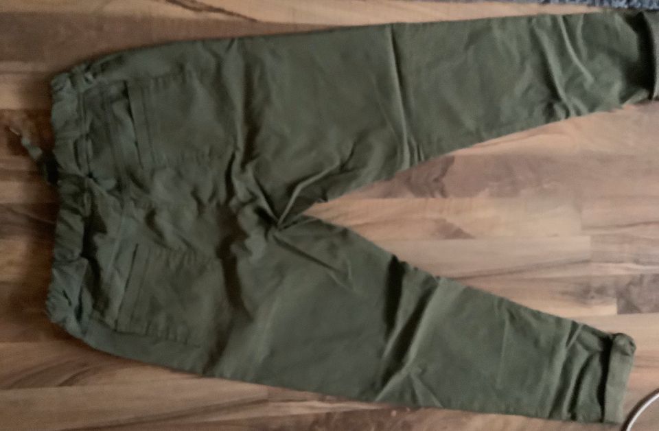 WIYA * Hose * Olive * GR. 38 - 42 * Neu —* Italy in Frankfurt am Main -  Riederwald | eBay Kleinanzeigen ist jetzt Kleinanzeigen