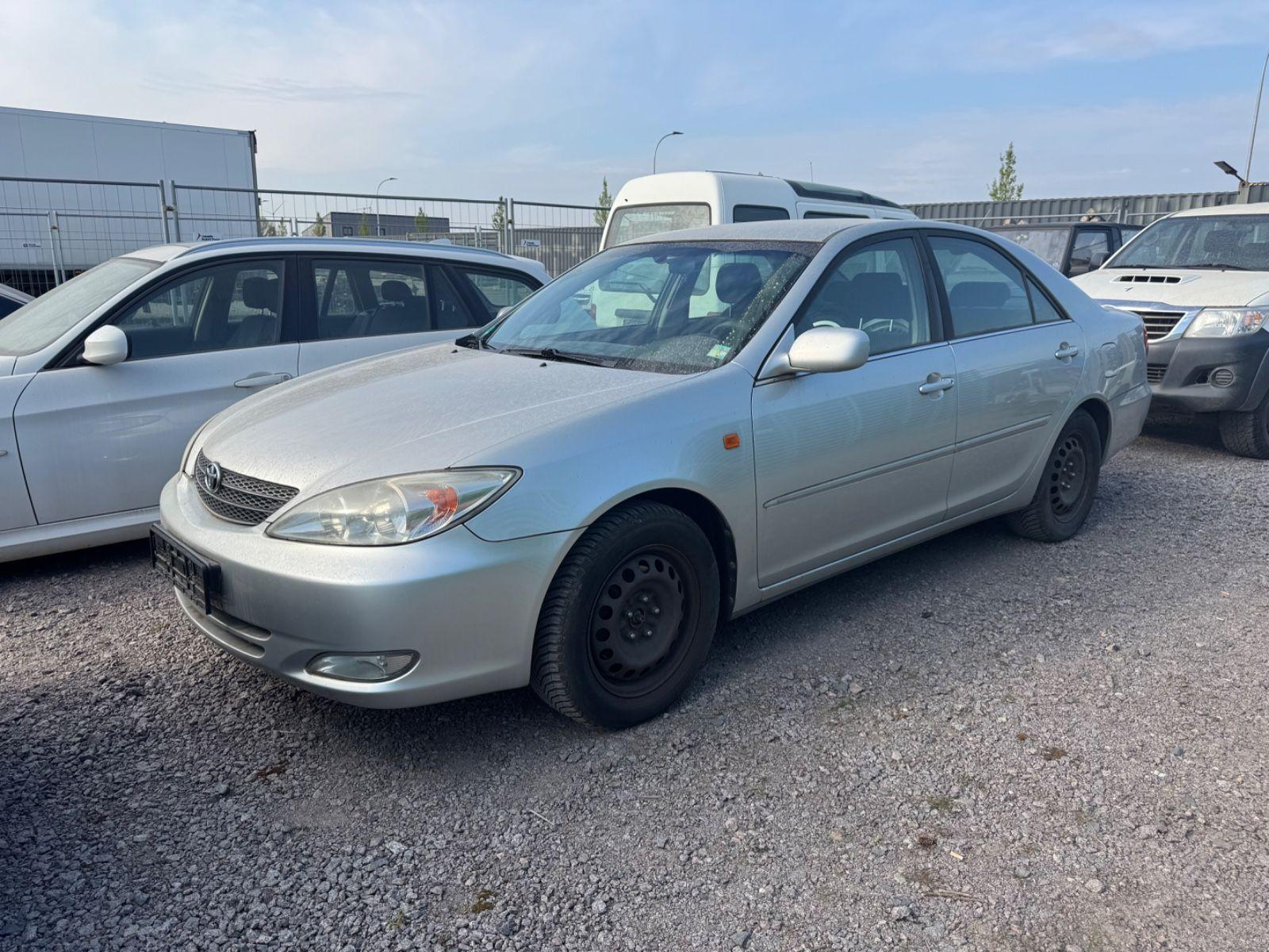 Abbildung des Autos Toyota Camry 2.4