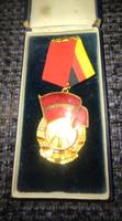 DDR Orden Banner der Arbeit mit Etui TOP, Ostalgie Berlin - Tempelhof Vorschau