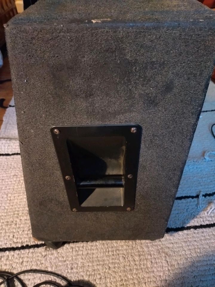 Gitarren Box Cab mit Eminence Lautsprecher 2x12" 16 Ohm 200 Watt in Freiburg im Breisgau