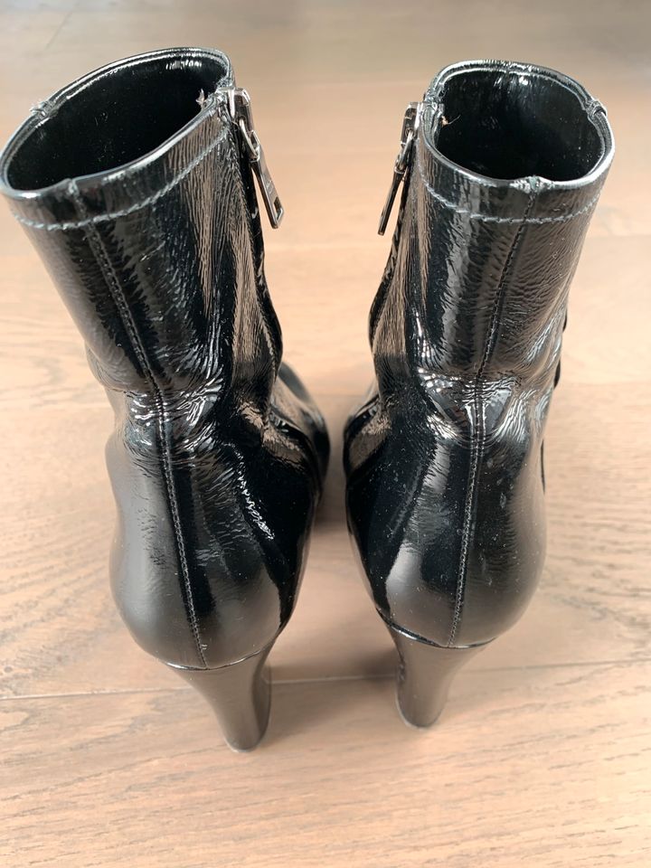 Original PRADA Stiefel, Gr. 39, schwarz in Hattingen