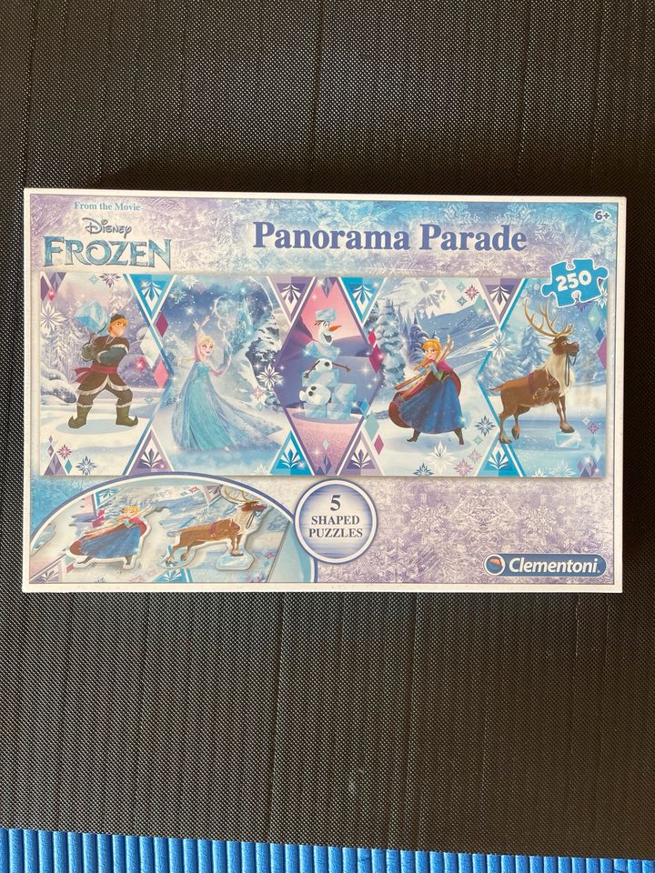 Von Disney, Frozen, Anna und Elsa Puzzle Set in Leinach